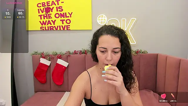 Linda Insatiable online show from 12-18-24, 01:37