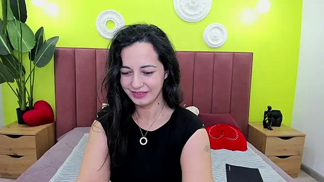 Linda Insatiable online show from 05-11-26, 01:33