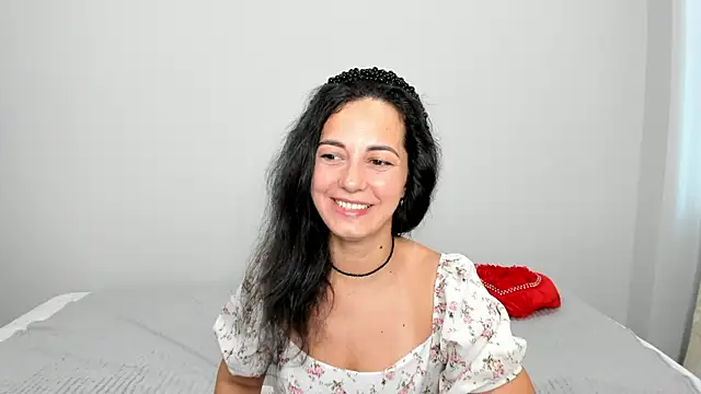 Linda Insatiable online show from 06-14-26, 01:25