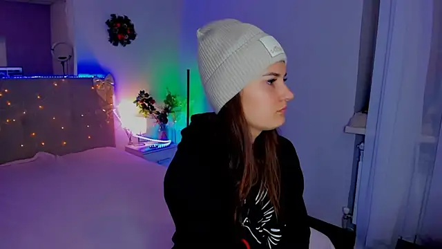 Laura Leee online show from 01-08-26, 06:26