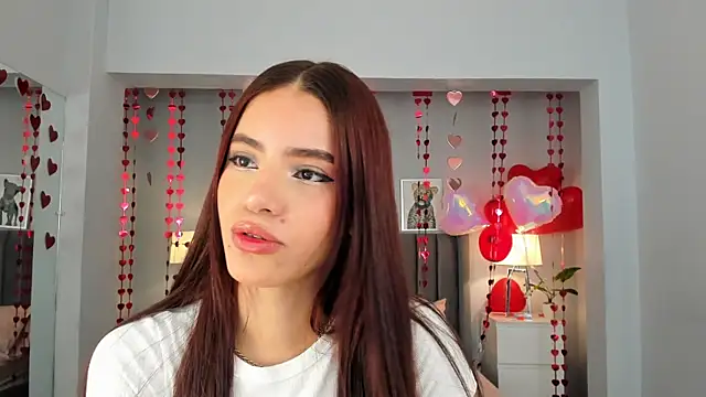 Madie  collins online show from 02-17-25, 12:05