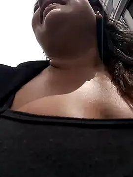 Snapshot of DULCE__26 chatting on 03-04-25, 06:07 DULCE 26 online show from 03-04-25, 06:07