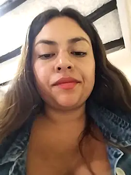 Snapshot of DULCE__26 chatting on 03-05-25, 03:18 DULCE 26 online show from 03-05-25, 03:18