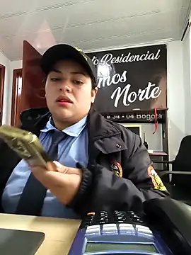 DULCE  26 online show from 10-04-25, 03:32