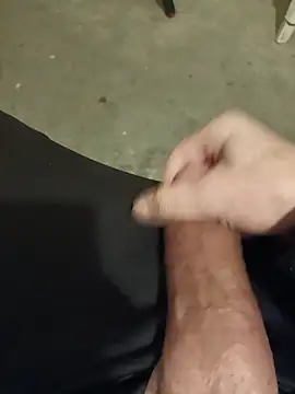 Snapshot of casper0303 chatting on 12-26-24, 01:18 casper0303 online show from 12-26-24, 01:18