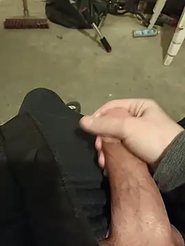 Snapshot of casper0303 chatting on 12-28-24, 12:47 casper0303 online show from 12-28-24, 12:47