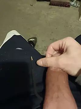 Snapshot of casper0303 chatting on 01-04-25, 12:05 casper0303 online show from 01-04-25, 12:05