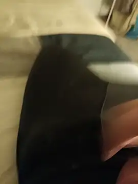 Snapshot of casper0303 chatting on 01-10-25, 10:25 casper0303 online show from 01-10-25, 10:25