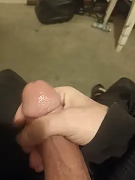 Snapshot of casper0303 chatting on 01-17-25, 10:45 casper0303 online show from 01-17-25, 10:45