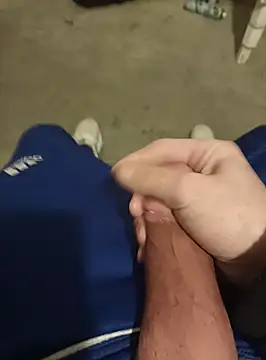 Snapshot of casper0303 chatting on 01-18-25, 10:28 casper0303 online show from 01-18-25, 10:28