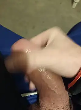 Snapshot of casper0303 chatting on 01-23-25, 10:22 casper0303 online show from 01-23-25, 10:22