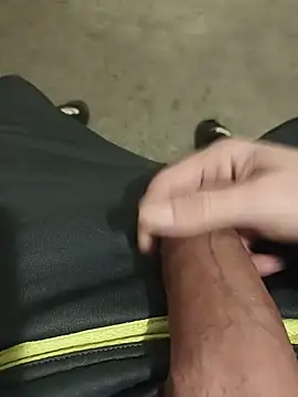 Snapshot of casper0303 chatting on 02-15-25, 10:55 casper0303 online show from 02-15-25, 10:55