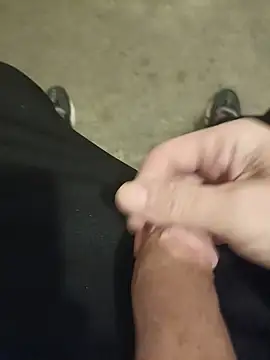 Snapshot of casper0303 chatting on 02-16-25, 12:41 casper0303 online show from 02-16-25, 12:41