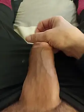 Snapshot of casper0303 chatting on 02-18-25, 08:49 casper0303 online show from 02-18-25, 08:49