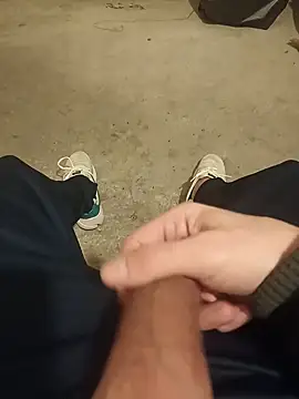 Snapshot of casper0303 chatting on 03-02-25, 10:59 casper0303 online show from 03-02-25, 10:59