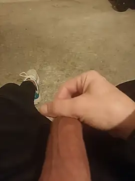 Snapshot of casper0303 chatting on 03-20-25, 10:07 casper0303 online show from 03-20-25, 10:07