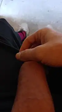 Snapshot of casper0303 chatting on 12-14-25, 10:42 casper0303 online show from 12-14-25, 10:42