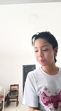 Snapshot of sophiaFoster4u chatting on 03-15-25, 12:02 sophiaFoster4u online show from 03-15-25, 12:02
