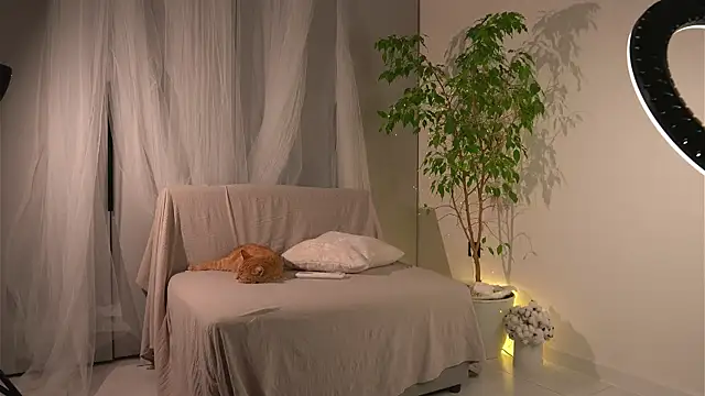 Snapshot of lorrie_love_story chatting on 11-24-25, 11:21 lorrie love story online show from 11-24-25, 11:21