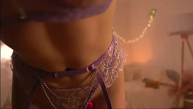 Snapshot of lorrie_love_story chatting on 02-13-26, 10:00 lorrie love story online show from 02-13-26, 10:00