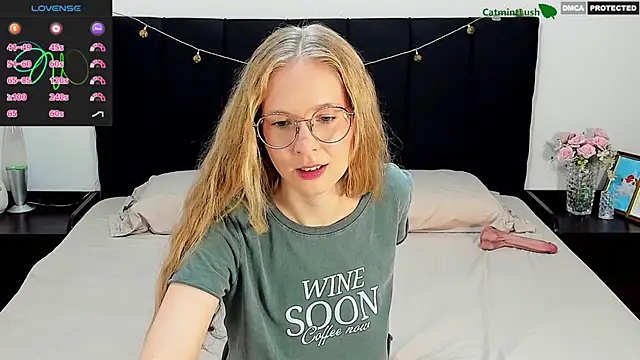 CatmintLush online show from 05-03-26, 11:44