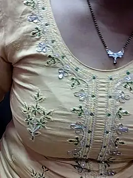 Urmila bhabhii online show from 03-10-25, 08:48