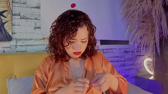 Estrella05  online show from 03-25-26, 05:02