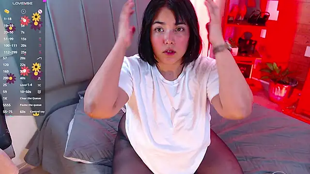 Snapshot of VictoriaMontero30000 chatting on 03-03-26, 01:34 VictoriaMontero30000 online show from 03-03-26, 01:34