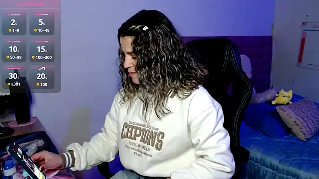 Sabrina Hall  online show from 10-06-25, 02:09