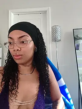 butterflybootyy online show from 05-18-26, 12:11