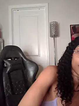 butterflybootyy online show from 05-19-26, 01:56