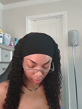 butterflybootyy online show from 05-22-26, 02:55