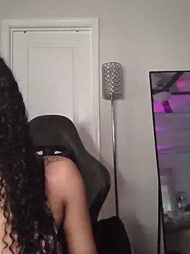 butterflybootyy online show from 05-24-26, 11:15
