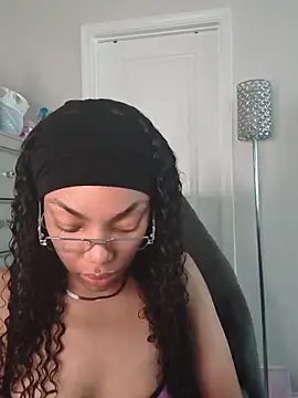butterflybootyy online show from 05-25-26, 12:44