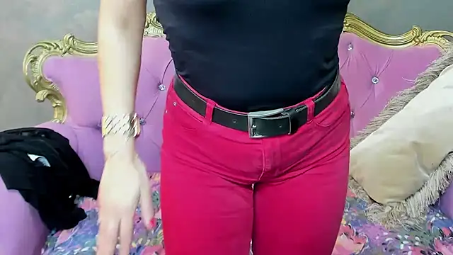 DivinSandra online show from 02-24-25, 10:37