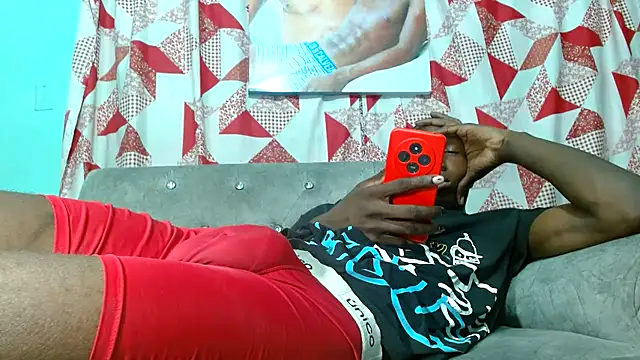 Snapshot of black30cmdick chatting on 01-29-25, 08:18 black30cmdick online show from 01-29-25, 08:18