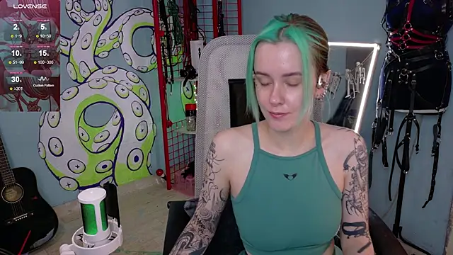 Snapshot of Cumpotik_Eve chatting on 02-16-26, 05:25 Cumpotik Eve online show from 02-16-26, 05:25