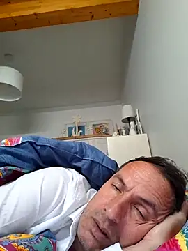 Snapshot of bagoulo chatting on 04-20-26, 12:41 bagoulo online show from 04-20-26, 12:41