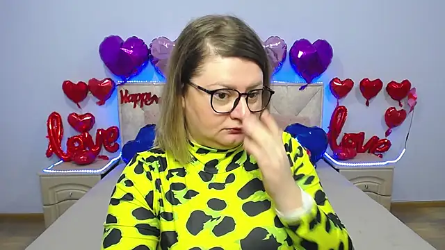 ZannaDreil online show from 02-08-25, 07:05