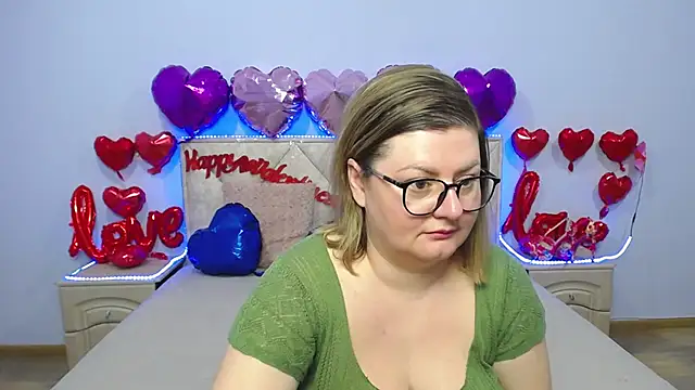 ZannaDreil online show from 02-09-25, 02:28