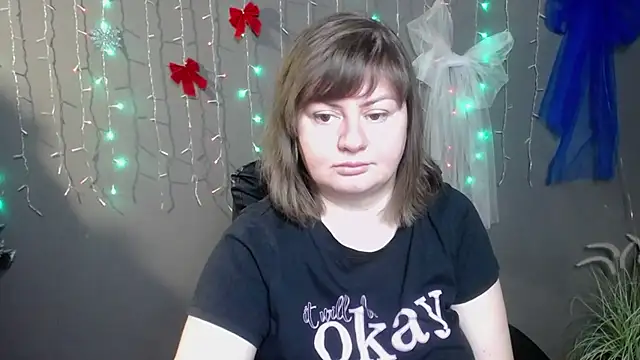 ZannaDreil online show from 12-21-25, 07:32