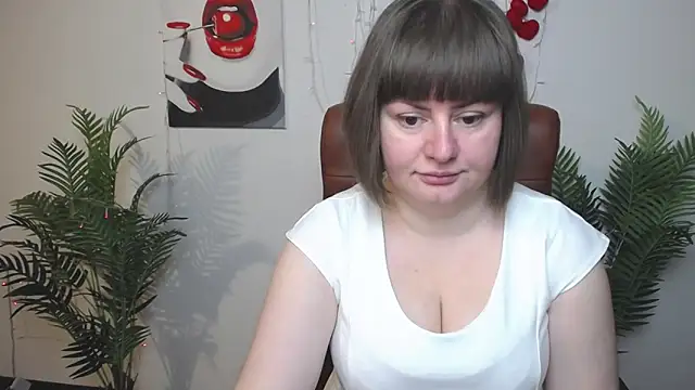 ZannaDreil online show from 05-08-26, 06:02