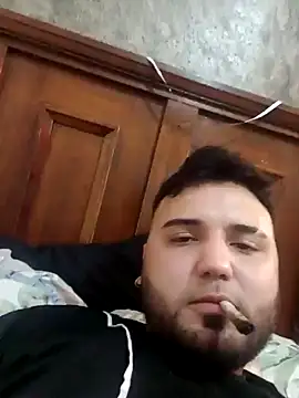 Snapshot of SINUECASTILLO chatting on 12-15-24, 12:38 SINUECASTILLO online show from 12-15-24, 12:38