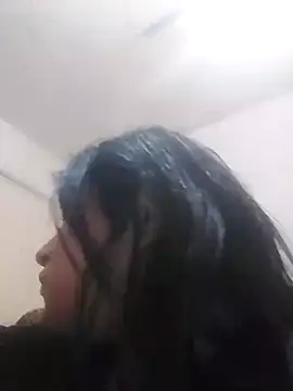 Snapshot of SINUECASTILLO chatting on 01-11-25, 11:24 SINUECASTILLO online show from 01-11-25, 11:24