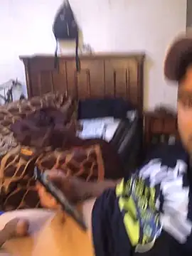 Snapshot of SINUECASTILLO chatting on 03-06-25, 04:49 SINUECASTILLO online show from 03-06-25, 04:49