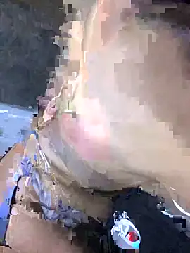 Snapshot of SINUECASTILLO chatting on 03-07-25, 12:58 SINUECASTILLO online show from 03-07-25, 12:58