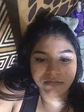 Snapshot of SINUECASTILLO chatting on 03-07-25, 10:32 SINUECASTILLO online show from 03-07-25, 10:32