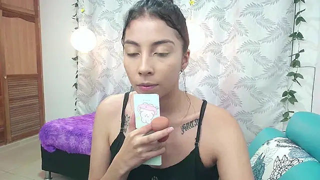 Snapshot of Mya_paris chatting on 12-18-24, 10:57 Mya paris online show from 12-18-24, 10:57