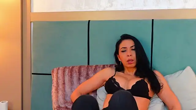 SarraRose online show from 01-03-25, 03:16
