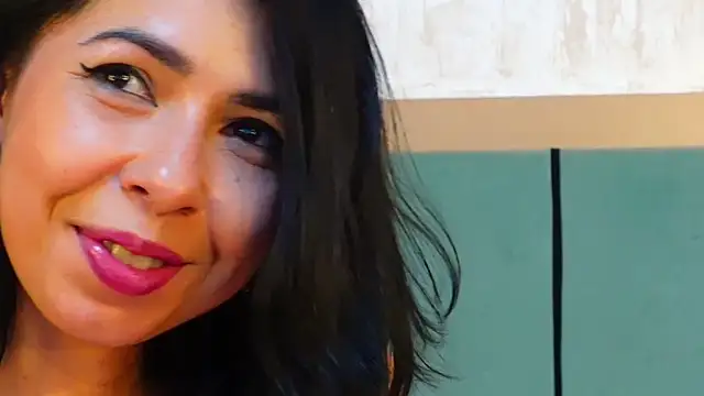 SarraRose online show from 01-16-25, 05:11